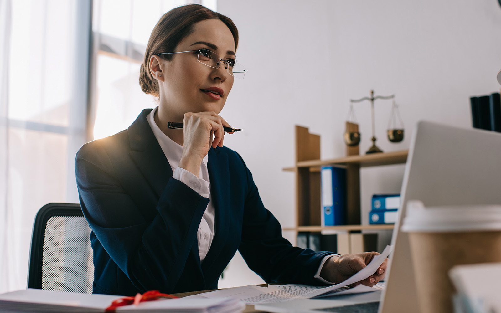 Leia mais sobre o artigo Sucesso no direito: como o software jurídico ajuda o seu trabalho?