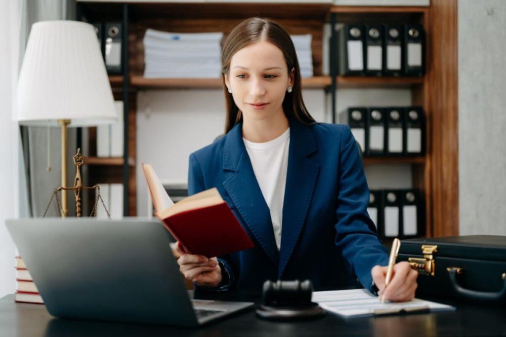 implementa&ccedil;&atilde;o de software jur&iacute;dico, 10 desafios na implementa&ccedil;&atilde;o de software jur&iacute;dico