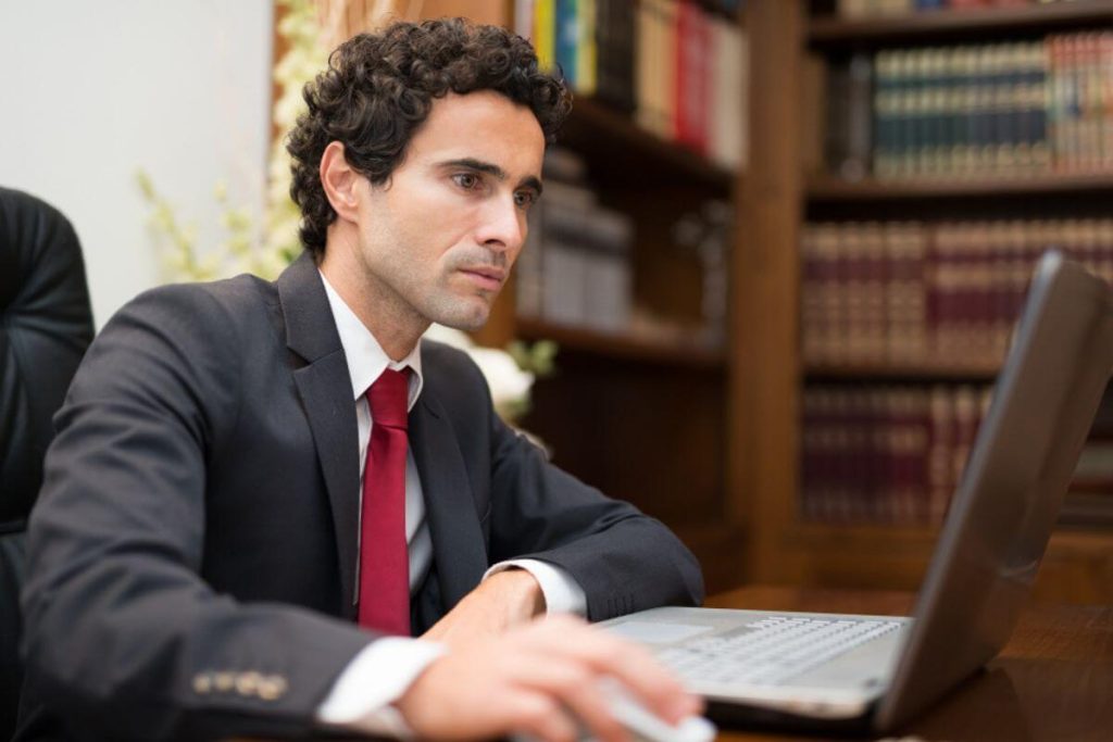 implementa&ccedil;&atilde;o de software jur&iacute;dico, 10 desafios na implementa&ccedil;&atilde;o de software jur&iacute;dico