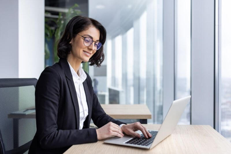 software jurídico para empresas, O papel do software jurídico para empresas